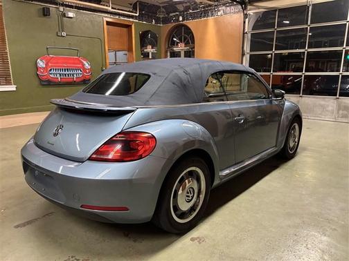 2016 Volkswagen Beetle 1.8T Denim