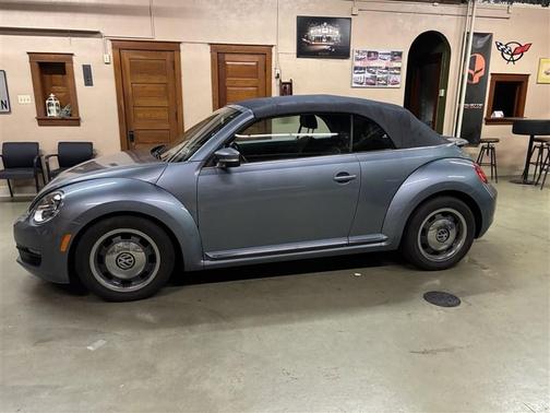 2016 Volkswagen Beetle 1.8T Denim