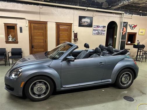 2016 Volkswagen Beetle 1.8T Denim