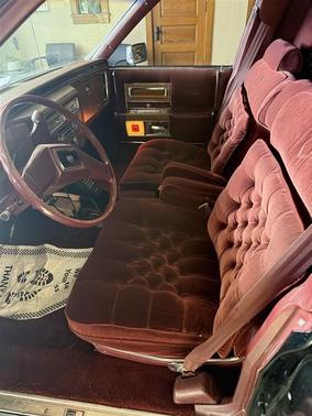 1983 Cadillac Fleetwood BROUGHAM