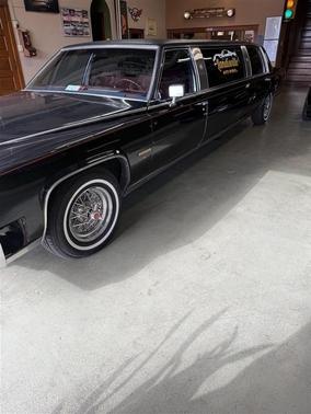 1983 Cadillac Fleetwood BROUGHAM