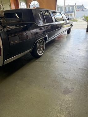 1983 Cadillac Fleetwood BROUGHAM