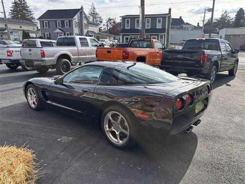 2000 Chevrolet Corvette Base