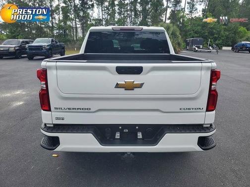 White 2022 Chevrolet Silverado 1500 Limited Custom