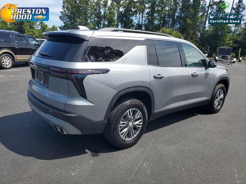 Sterling Gray Metallic 2025 Chevrolet Traverse LT