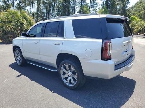 Quicksilver Metallic 2019 GMC Yukon SLT