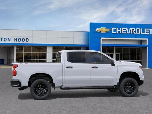Summit White 2026 Chevrolet Silverado 1500 Custom Trail Boss