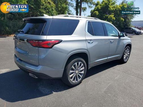 Sterling Gray Metallic 2023 Chevrolet Traverse Premier