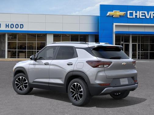 Sterling Gray Metallic 2026 Chevrolet Trailblazer LT