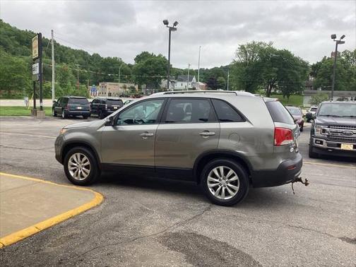 2011 Kia Sorento LX