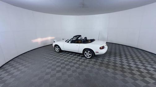 White 1994 Mazda MX-5 Miata
