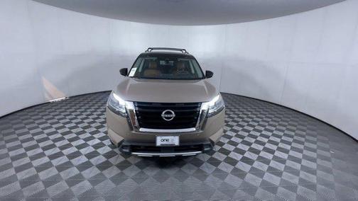2023 Nissan Pathfinder Platinum 4WD