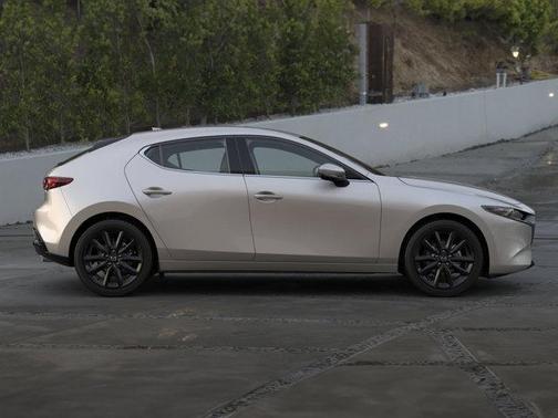 2026 Mazda Mazda3 FWD w/Premium Package