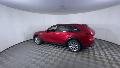 Soul Red Crystal Metallic 2026 Mazda CX-90 3.3 Turbo Preferred