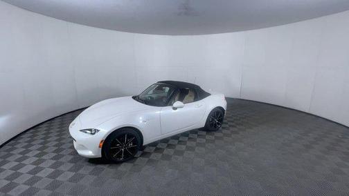 Snowflake White Pearl Mica 2026 Mazda MX-5 Miata Grand Touring