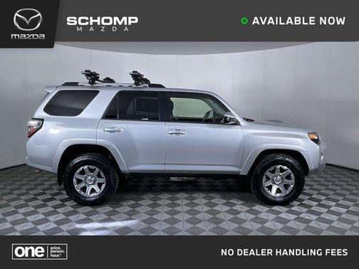 Classic Silver Metallic 2015 Toyota 4Runner SR5