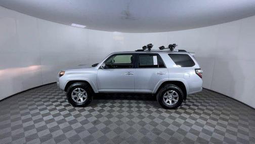 Classic Silver Metallic 2015 Toyota 4Runner SR5