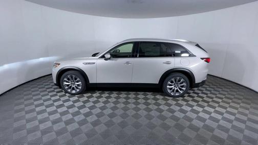 Platinum Quartz 2026 Mazda CX-90 3.3 Turbo Preferred
