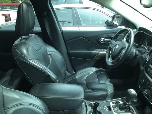 Magnetic Gray Metallic 2022 Toyota RAV4 Hybrid XLE Premium