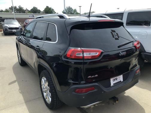 Magnetic Gray Metallic 2022 Toyota RAV4 Hybrid XLE Premium