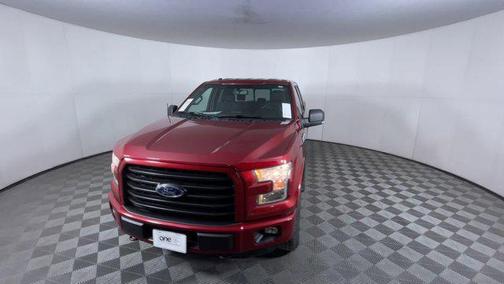 Ruby Red Metallic Tinted Clearcoat 2016 Ford F-150 XLT