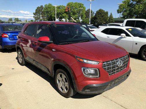 2020 Hyundai VENUE SE