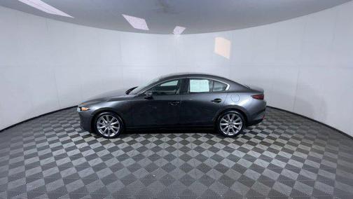 2022 Mazda Mazda3 FWD w/Preferred Package