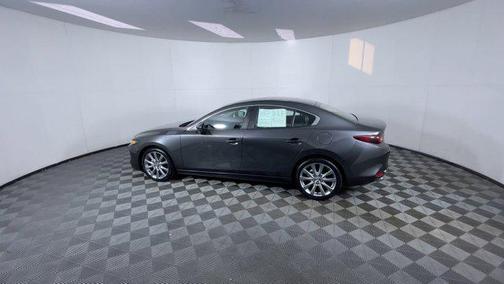 2022 Mazda Mazda3 FWD w/Preferred Package