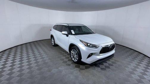 2022 Toyota Highlander Limited