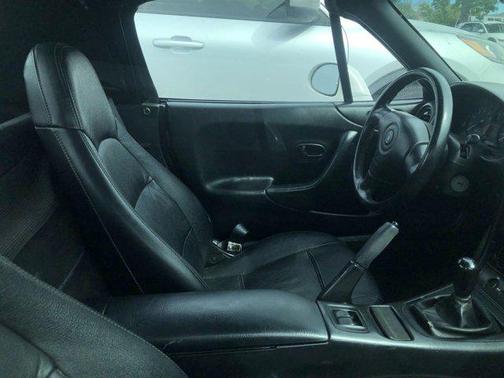 2000 Mazda MX-5 Miata Base