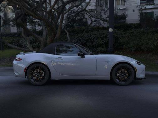 Aero Gray Metallic 2026 Mazda MX-5 Miata Club