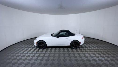 Snowflake White Pearl Mica 2026 Mazda MX-5 Miata Club