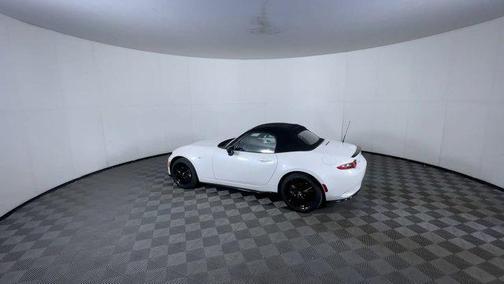 Snowflake White Pearl Mica 2026 Mazda MX-5 Miata Club