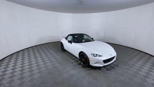 Snowflake White Pearl Mica 2026 Mazda MX-5 Miata Club