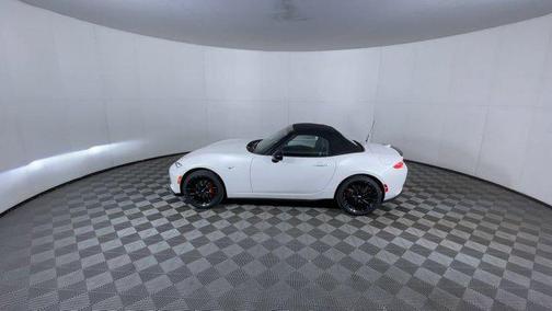 Snowflake White Pearl Mica 2026 Mazda MX-5 Miata Club