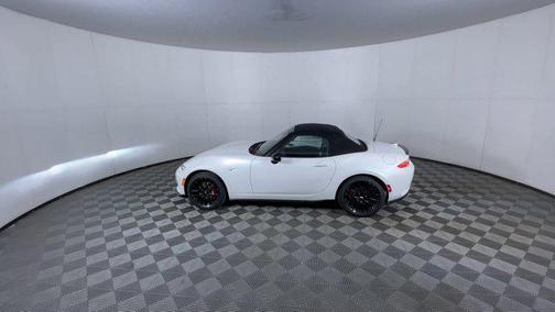 Snowflake White Pearl Mica 2026 Mazda MX-5 Miata Club