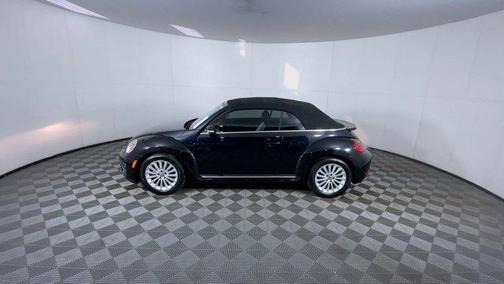 2019 Volkswagen Beetle 2.0T SE