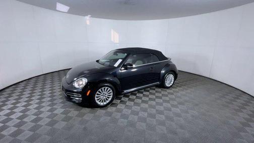 2019 Volkswagen Beetle 2.0T SE