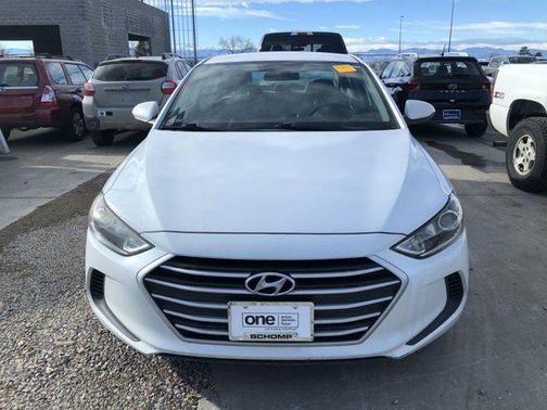 2017 Hyundai ELANTRA SE