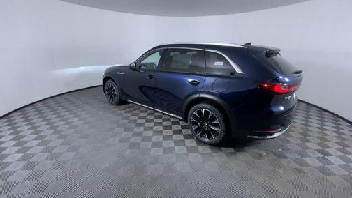 2025 Mazda CX-90 PHEV Premium Plus