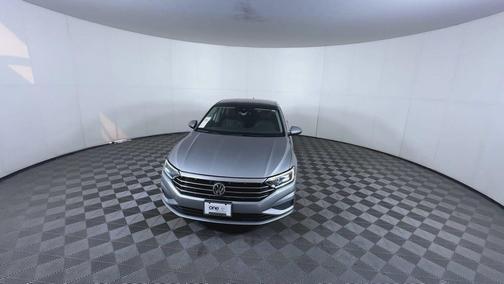 Silver 2019 Volkswagen Jetta 1.4T SEL