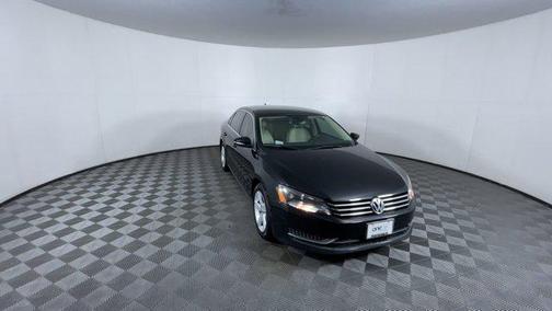 2012 Volkswagen Passat 2.5 SE