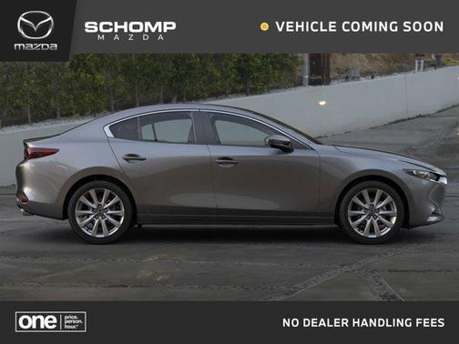 2025 Mazda Mazda3 FWD w/Preferred Package