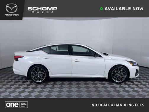 2023 Nissan Altima SR VC-Turbo FWD