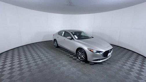 2022 Mazda Mazda3 FWD w/Premium Package