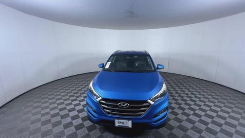 Caribbean Blue 2017 Hyundai TUCSON SE Plus