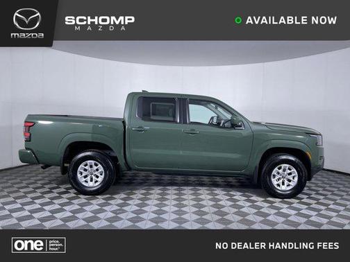 2024 Nissan Frontier SV