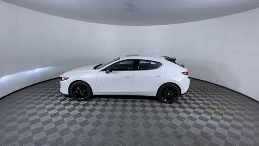 Snowflake White Pearl Mica 2026 Mazda Mazda3 2.5 Turbo AWD