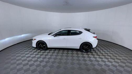 Snowflake White Pearl Mica 2026 Mazda Mazda3 2.5 Turbo AWD