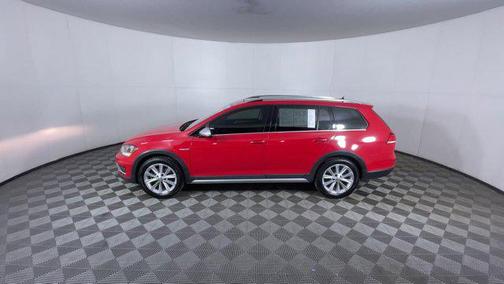 2018 Volkswagen Golf Alltrack TSI SE